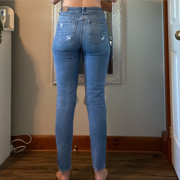 American Eagle Mom Jeans - Picture 6 of 6